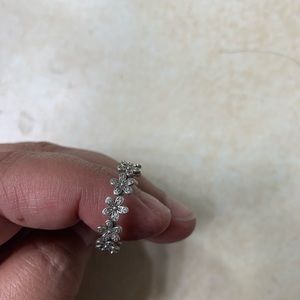 Pandora flower ring